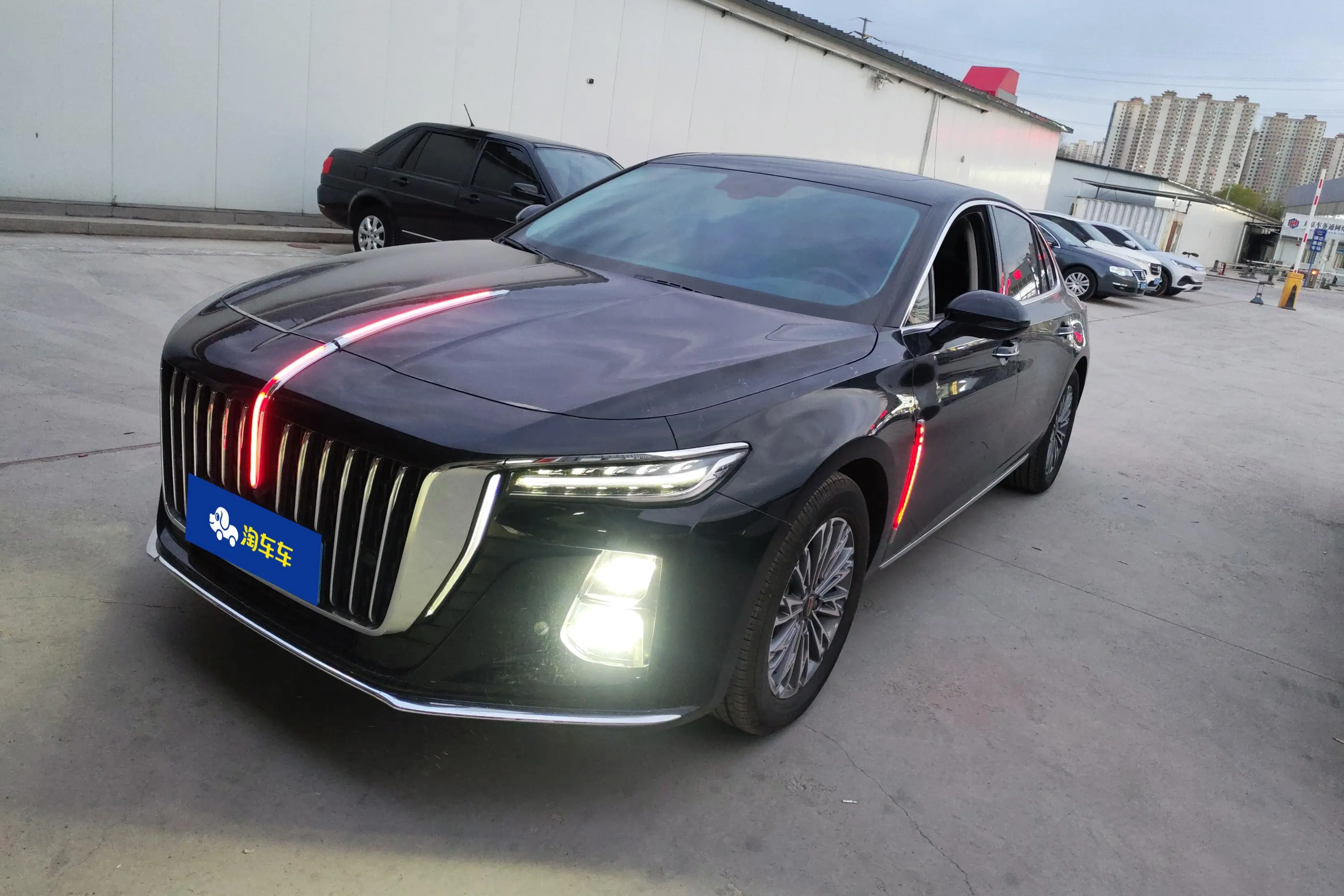 Hongqi H5