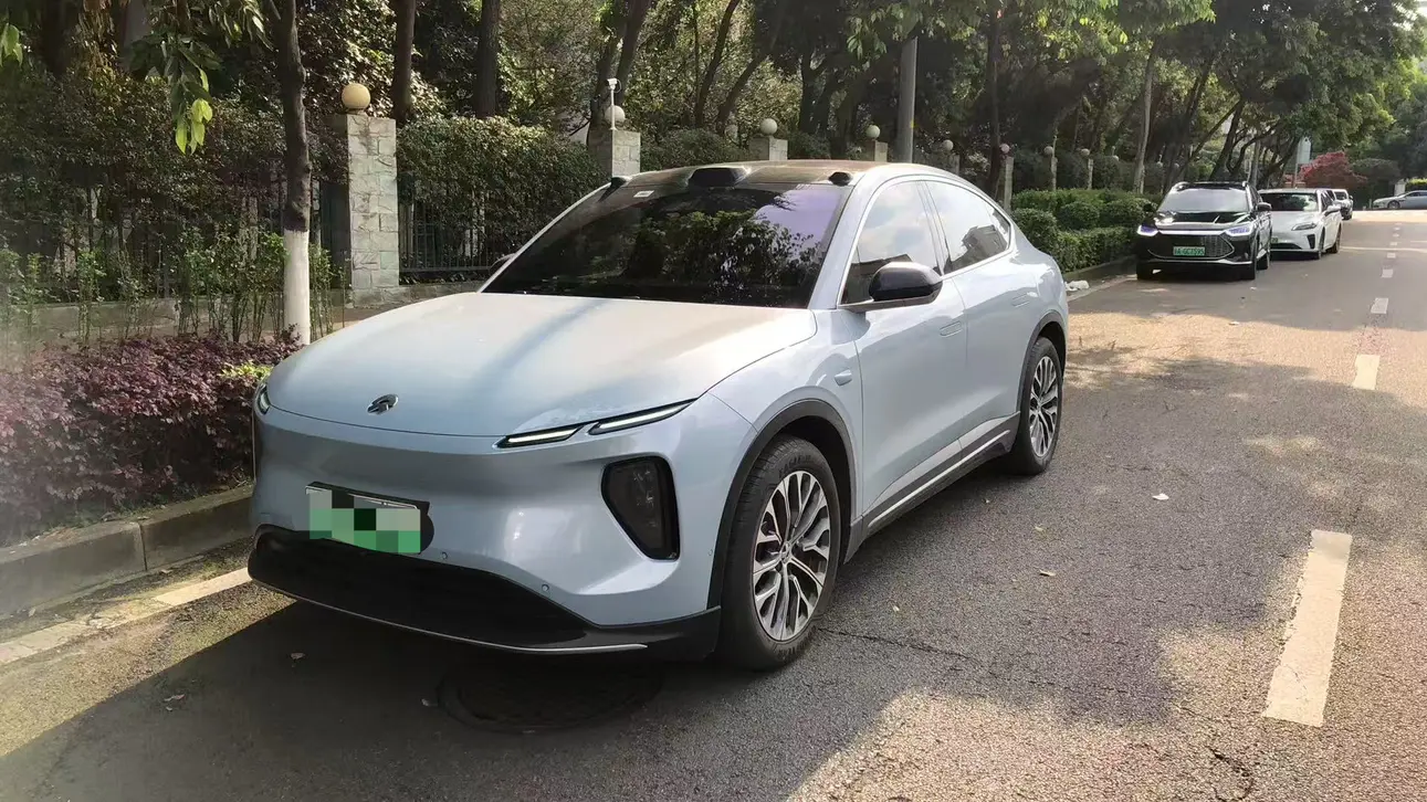 NIO EC6