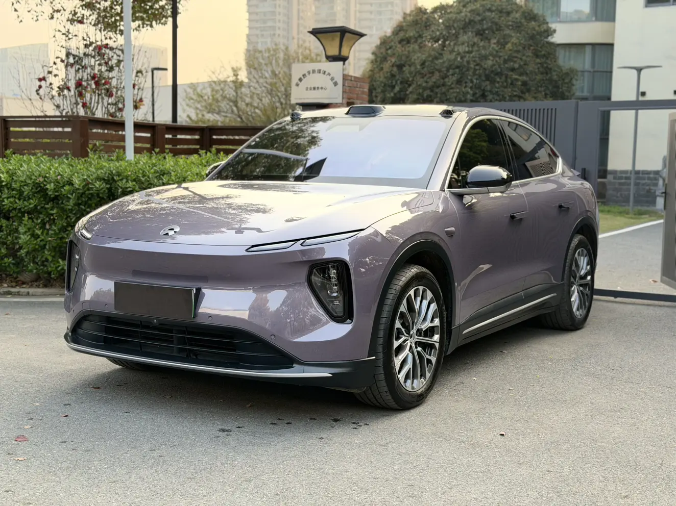 NIO EC6