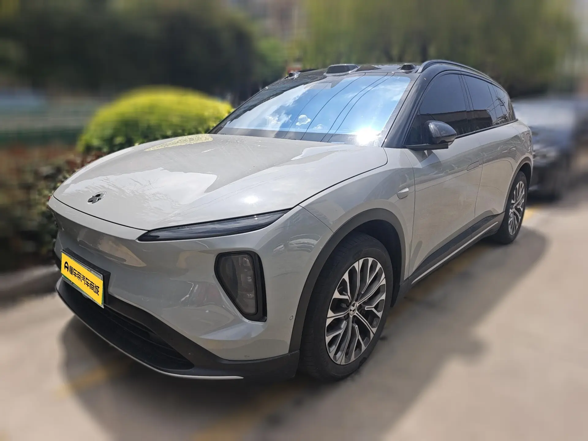 NIO ES6