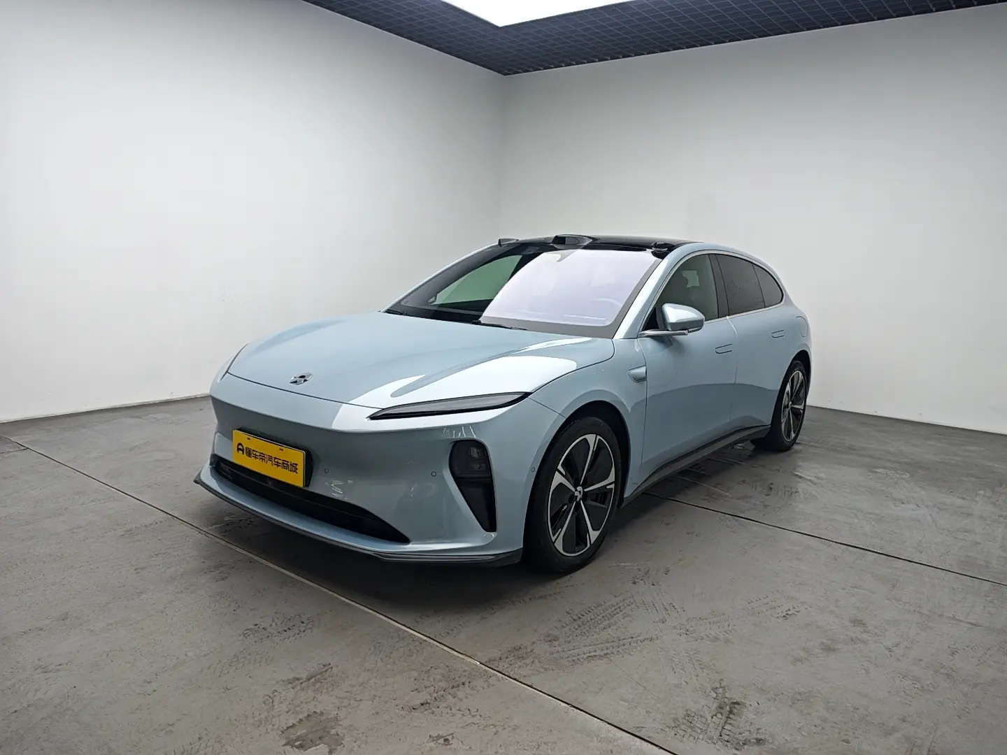 NIO ET5T