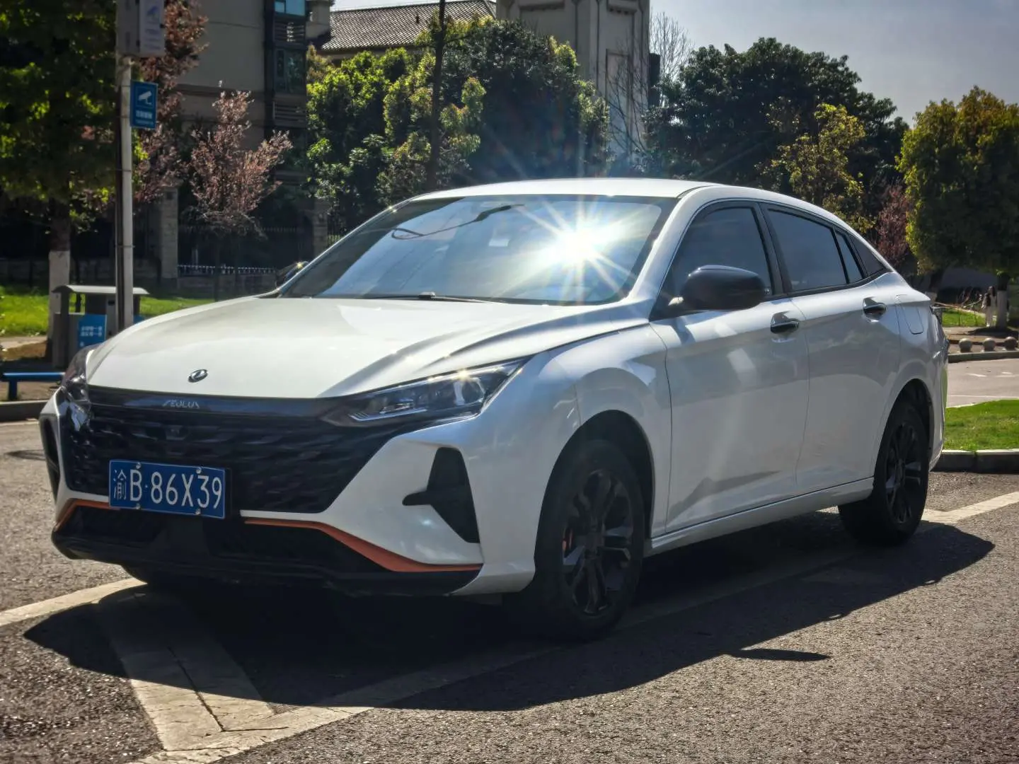 Dongfeng Yixuan