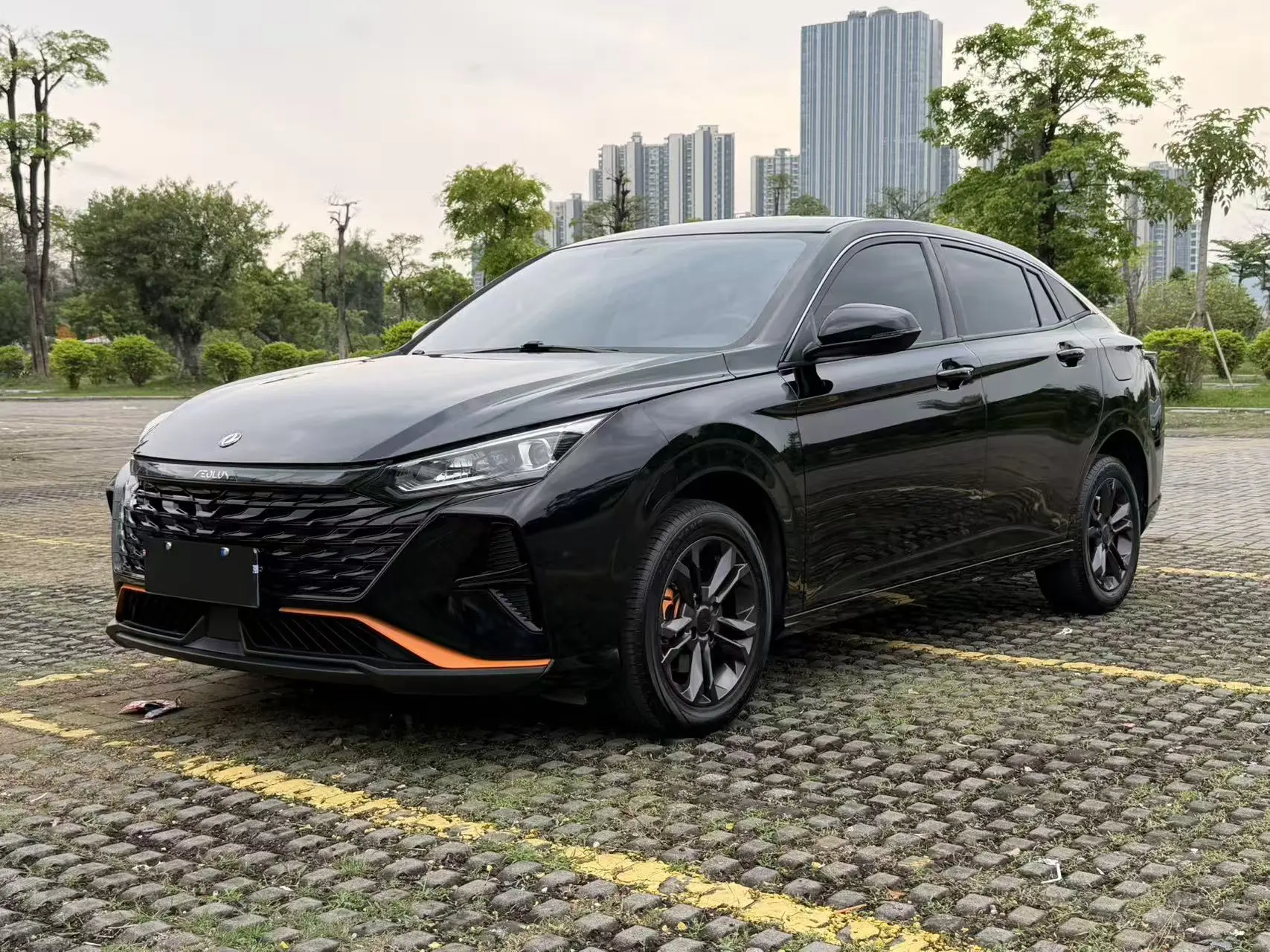 Dongfeng Yixuan