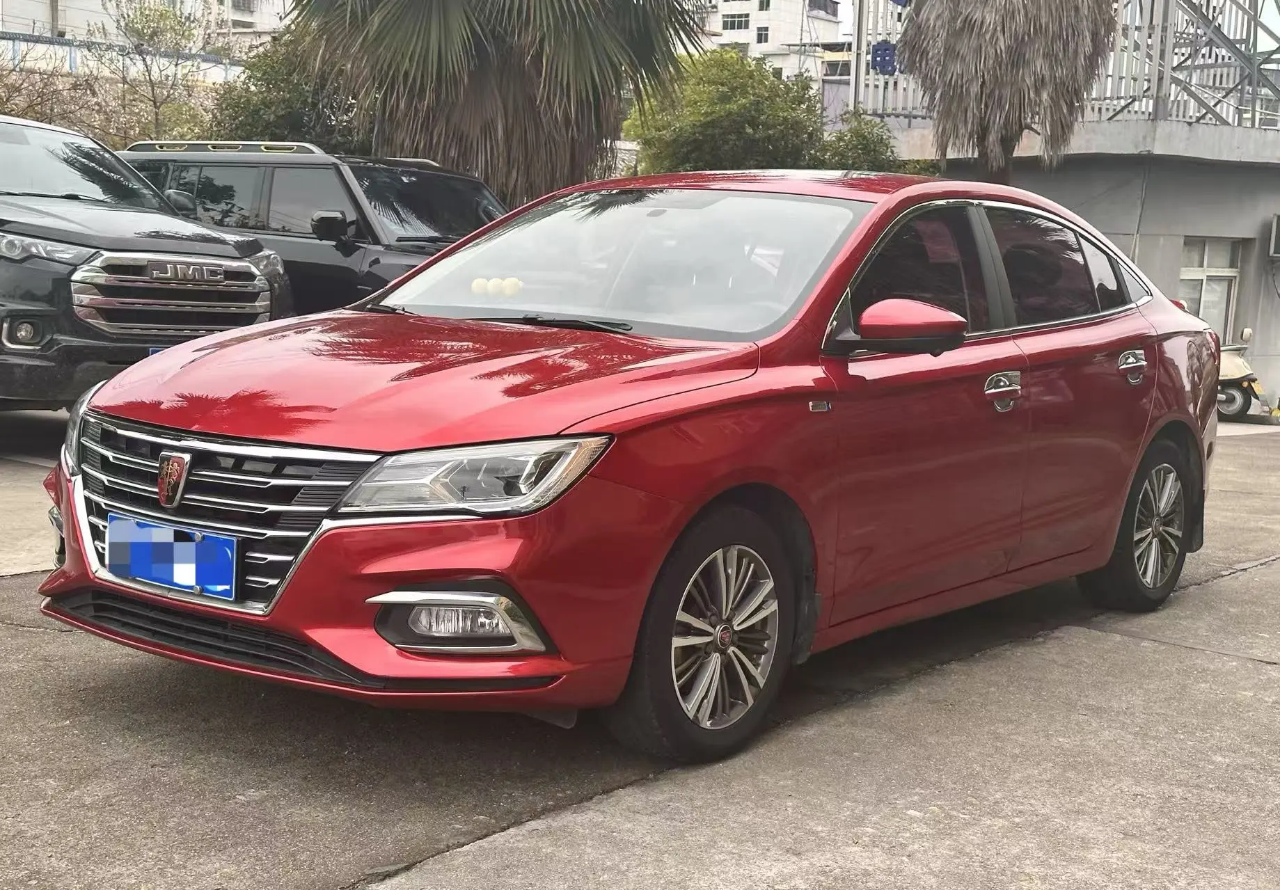 Roewe i5