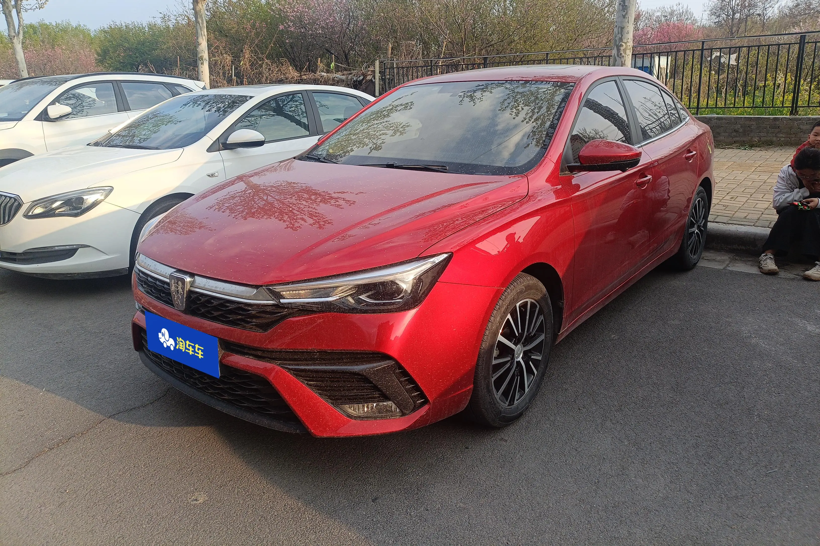 Roewe i5