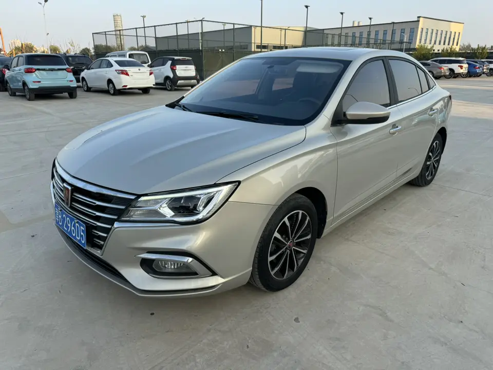 Roewe i5