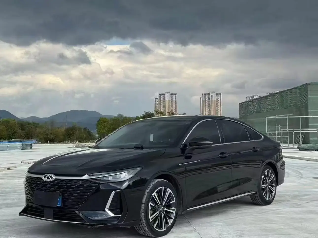 Chery Arrizo 8