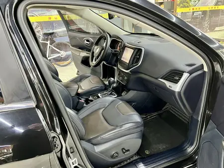 catalog-car-9