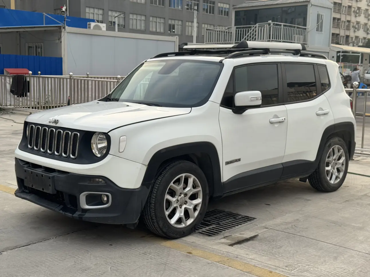 Jeep Freeman