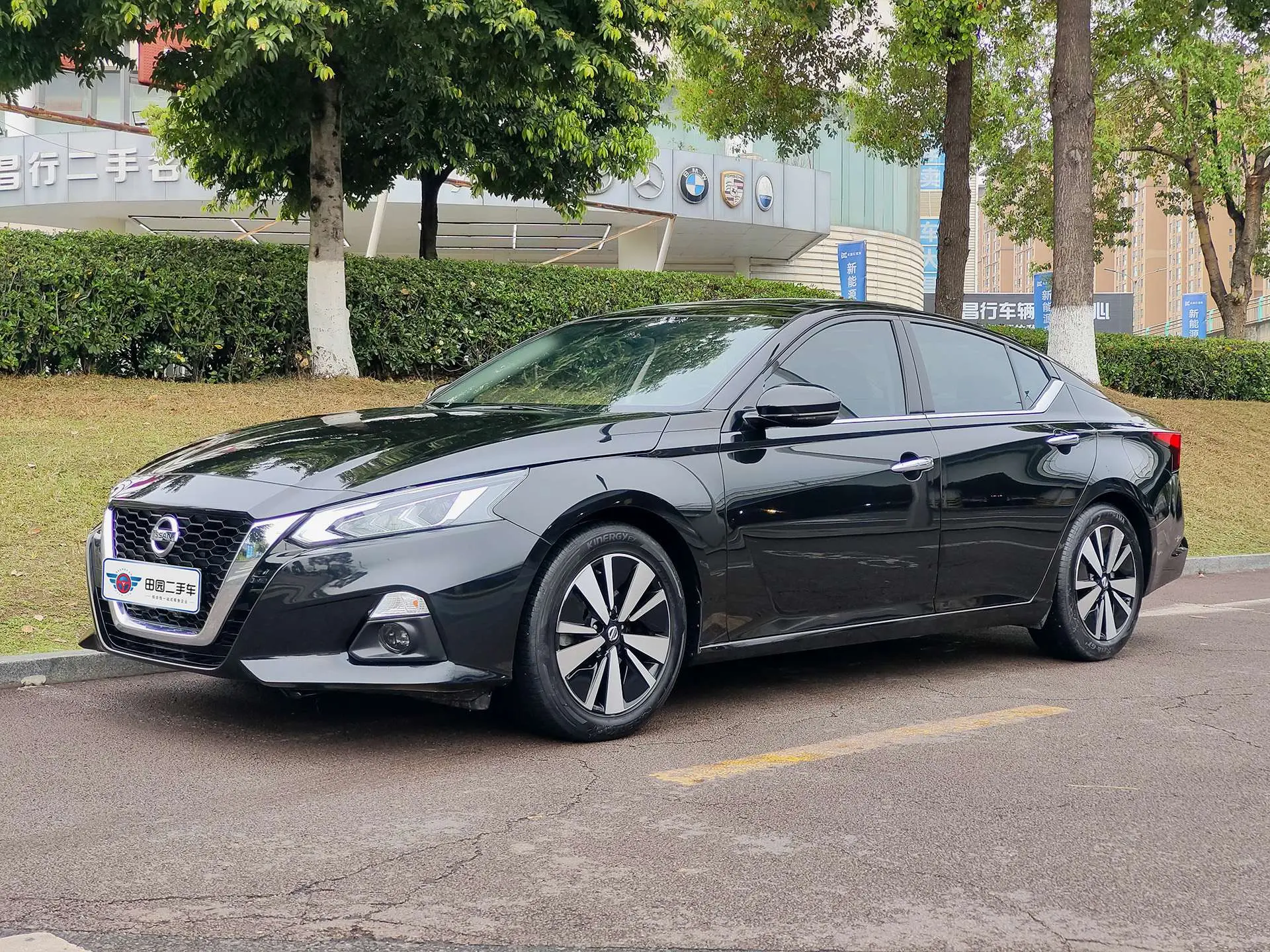 Nissan Altima