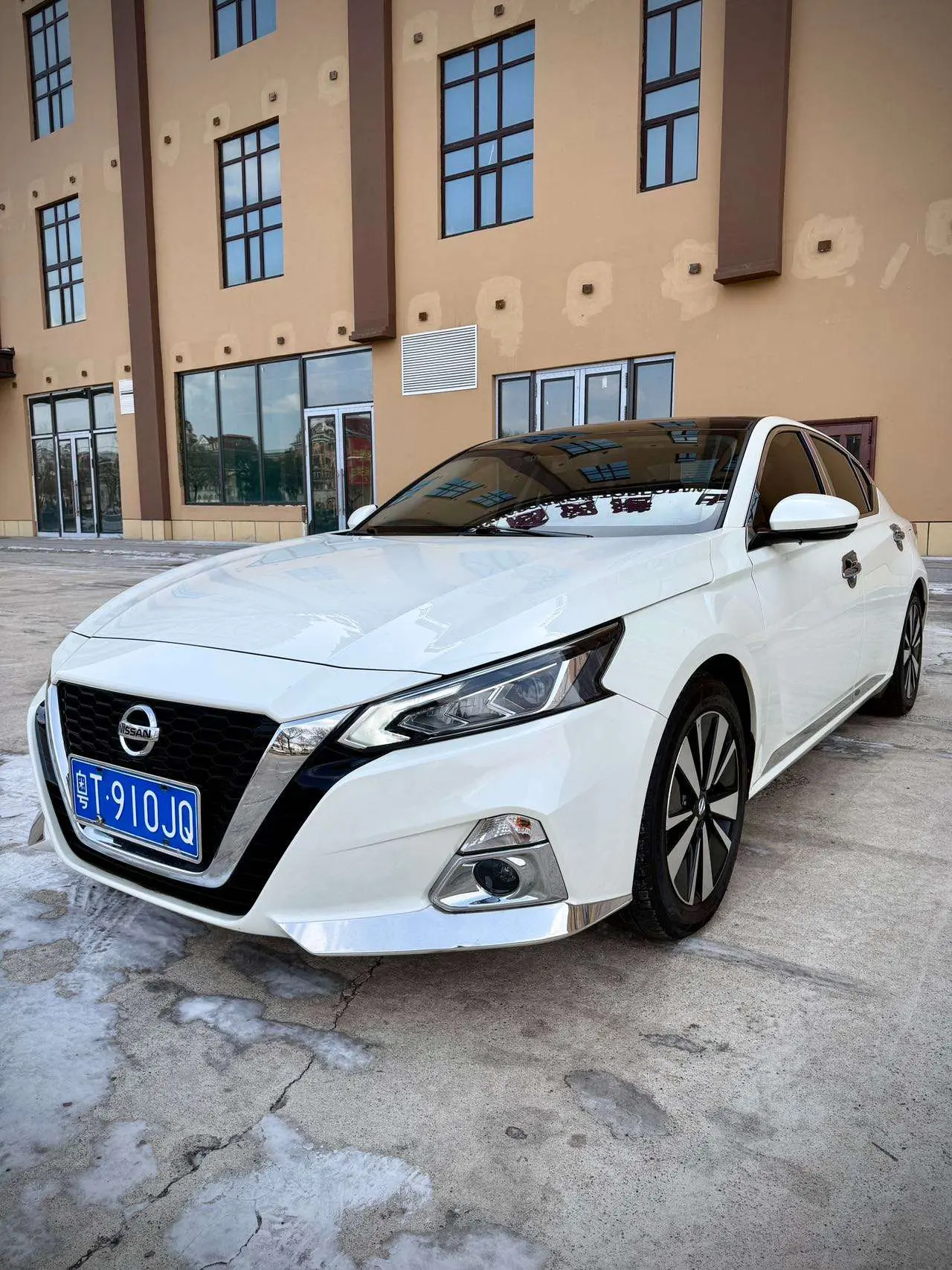 Nissan Altima