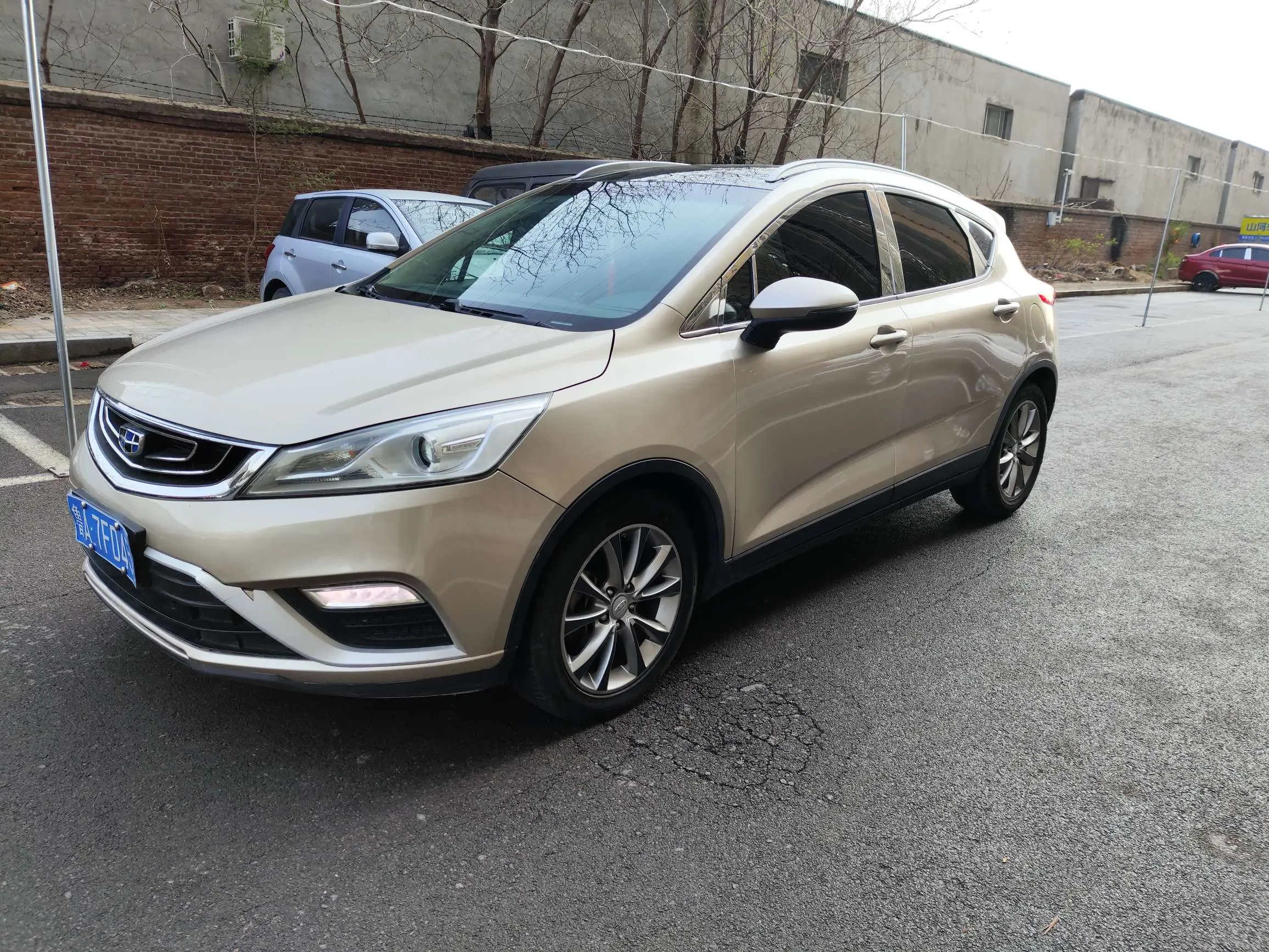 Geely Emgrand GS