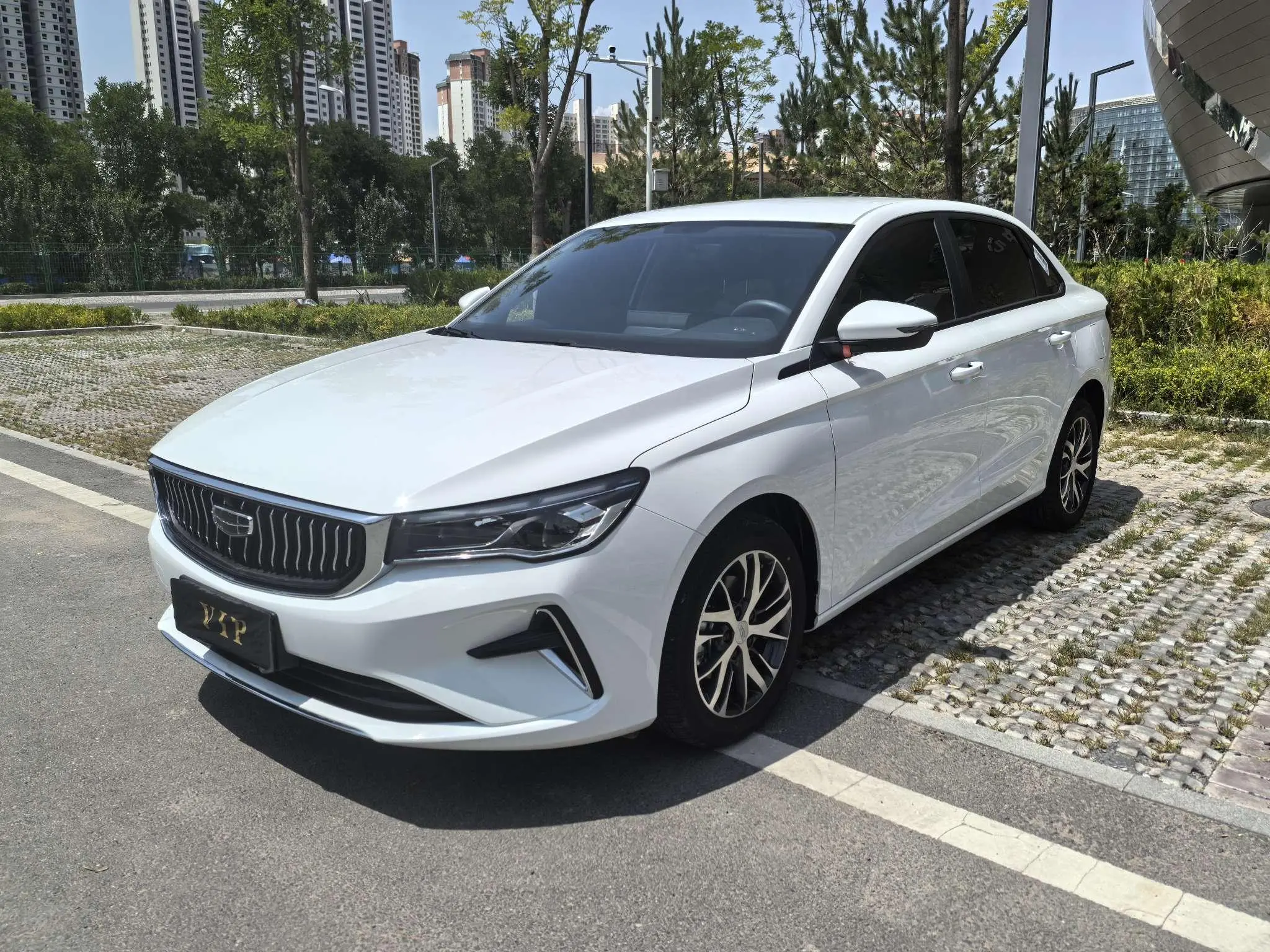 Geely Emgrand