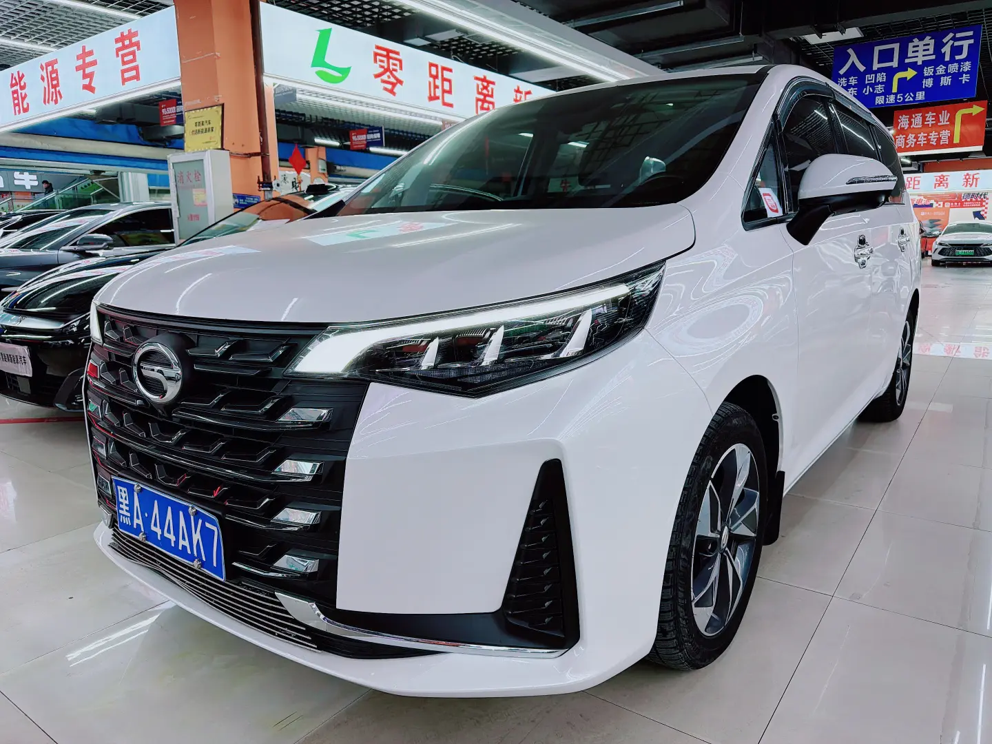 GAC Trumpchi M6