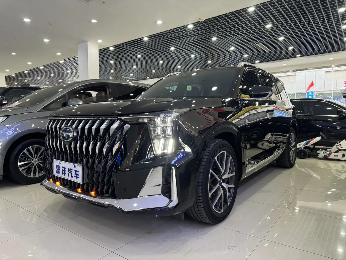 GAC Trumpchi GS8