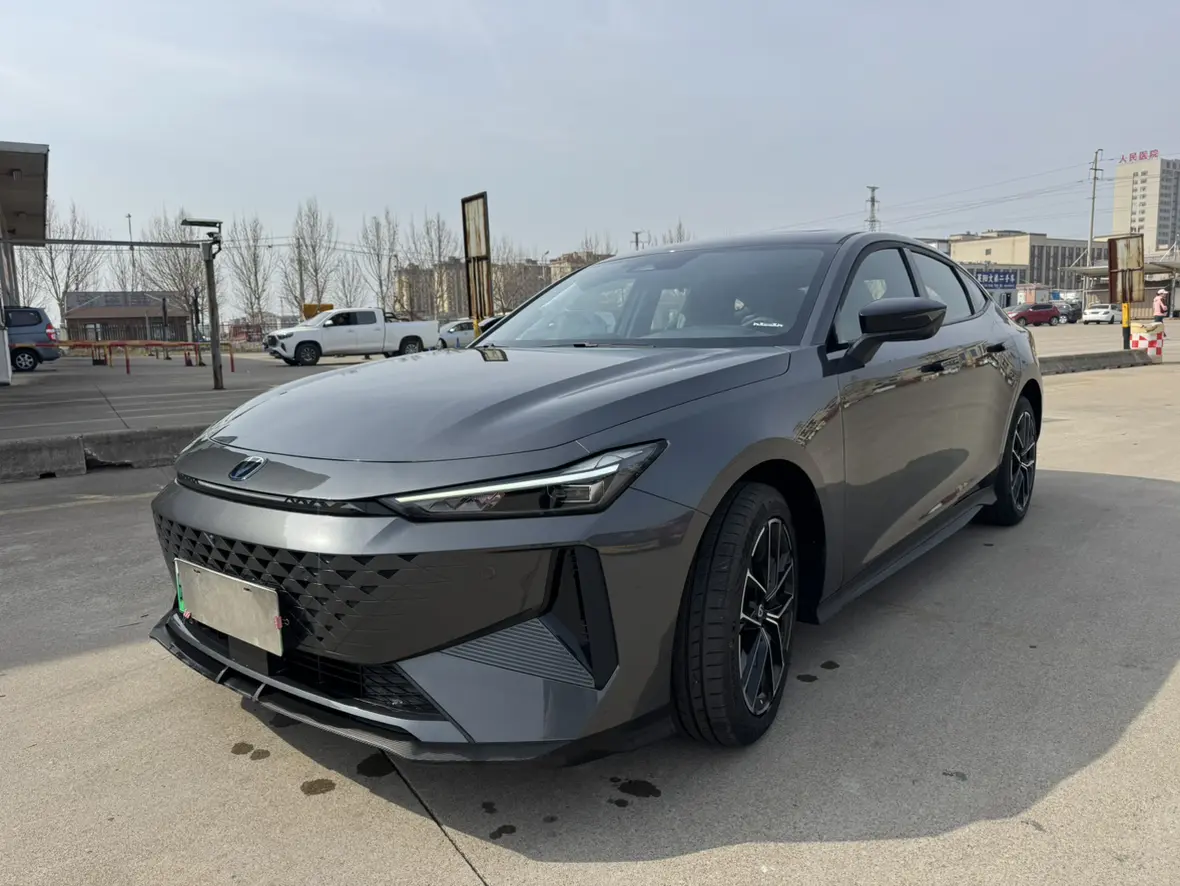 Changan UNI-V