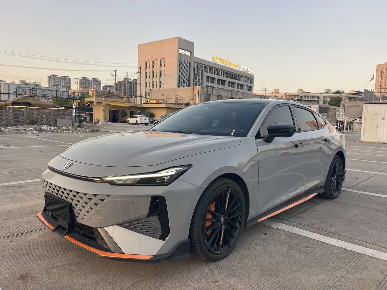 Changan UNI-V