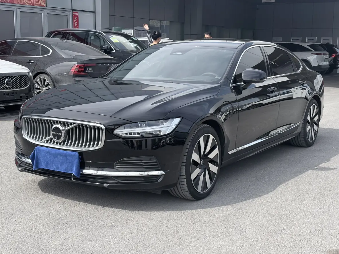 Volvo S90 PHEV