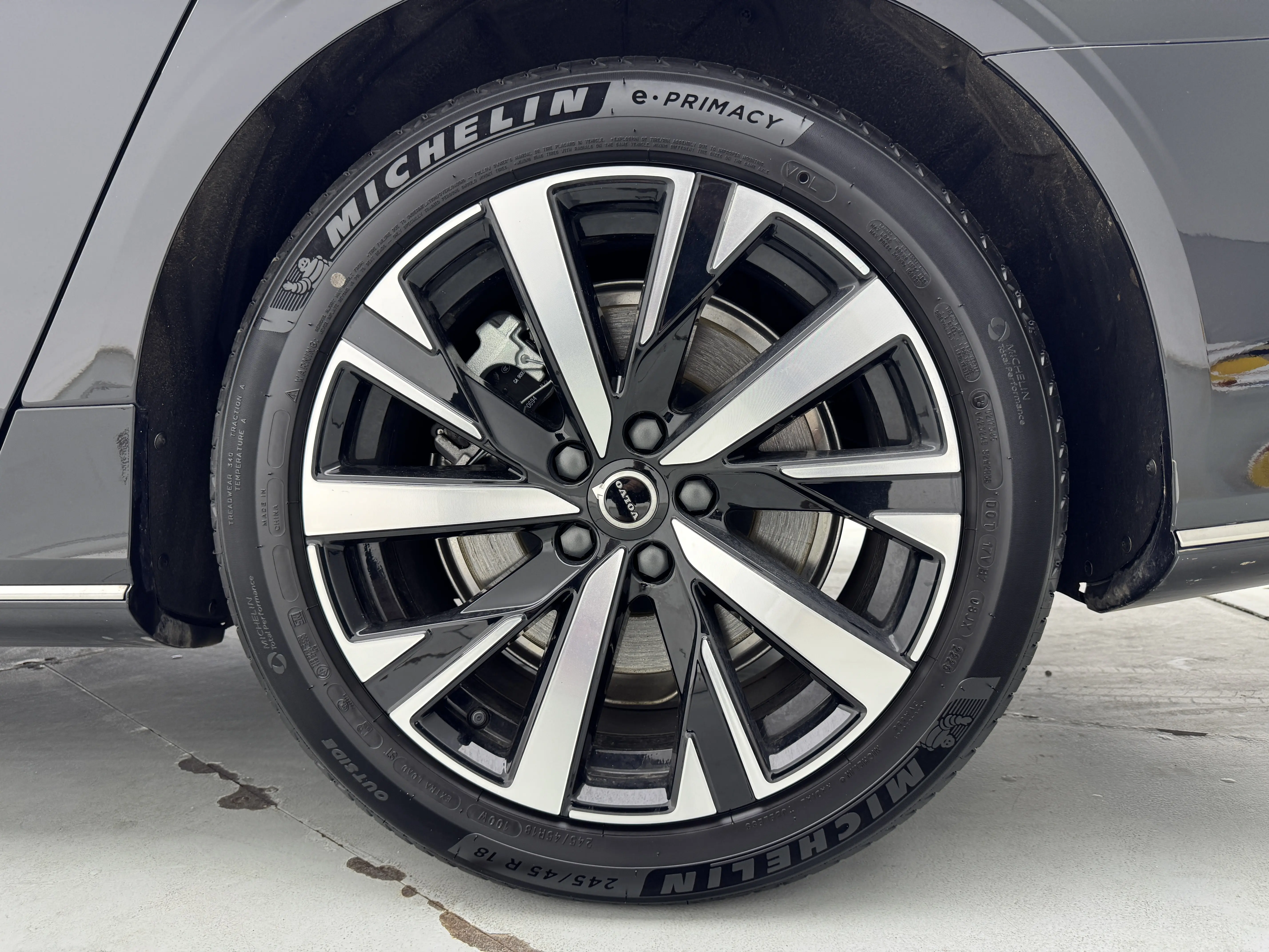 Volvo S90