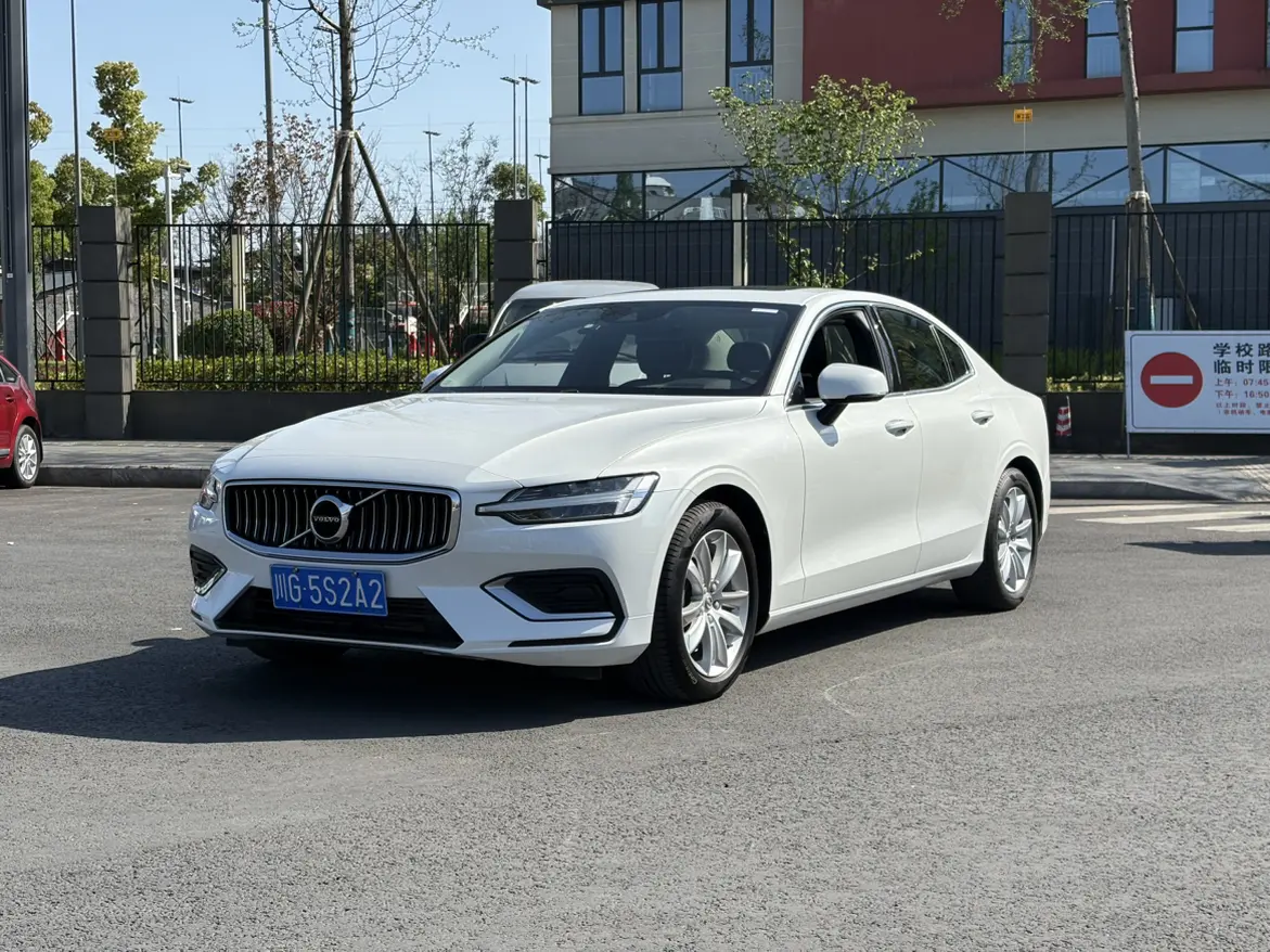 Volvo S60