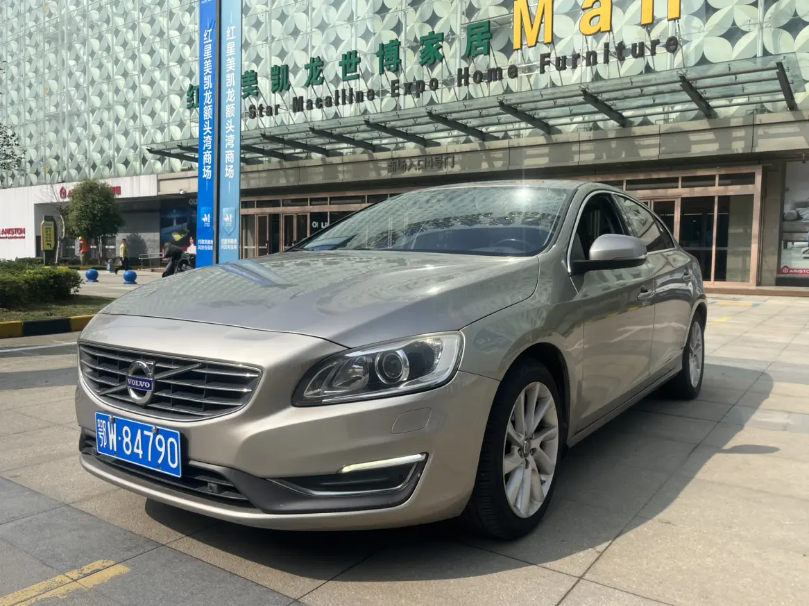 Volvo S60