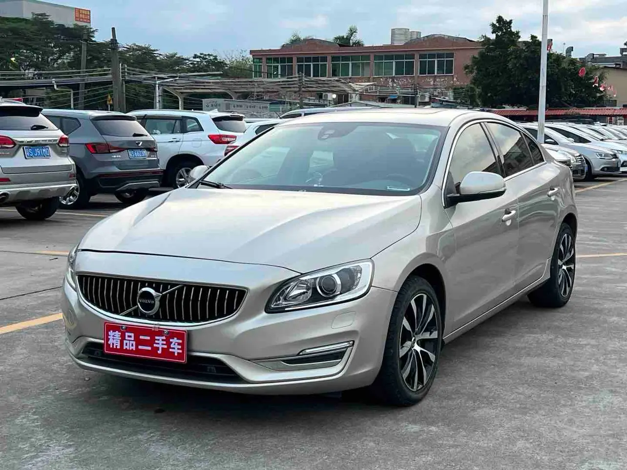 Volvo S60