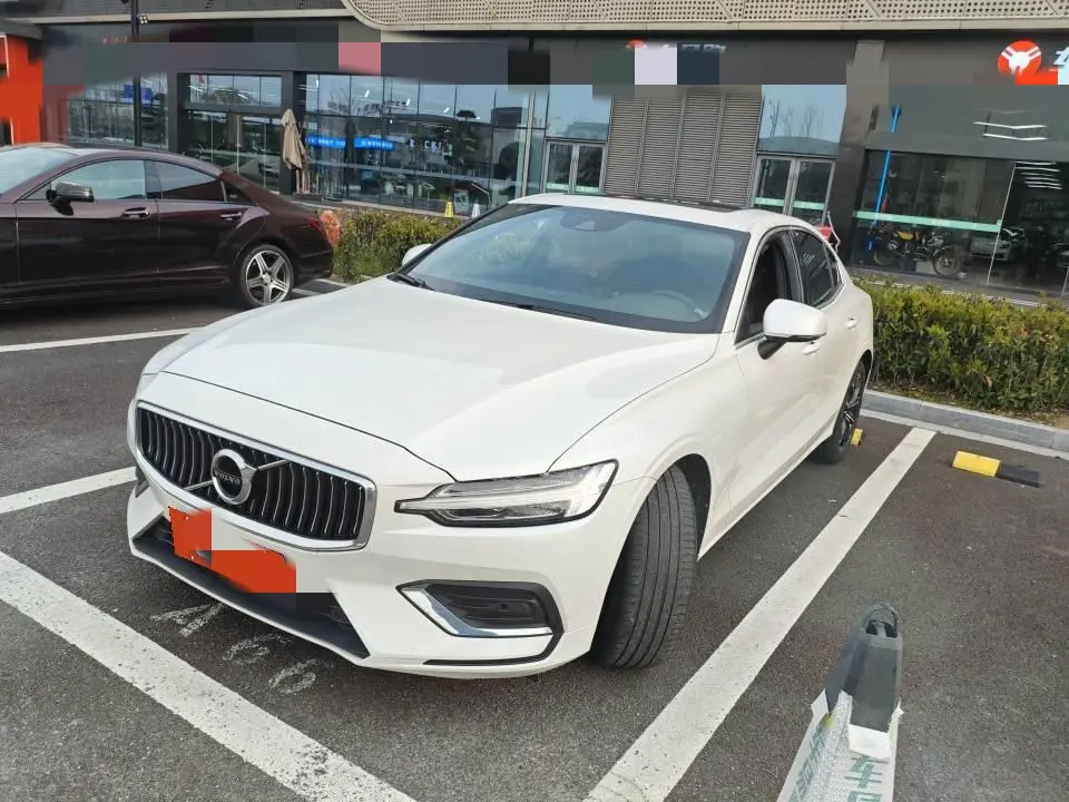 Volvo S60