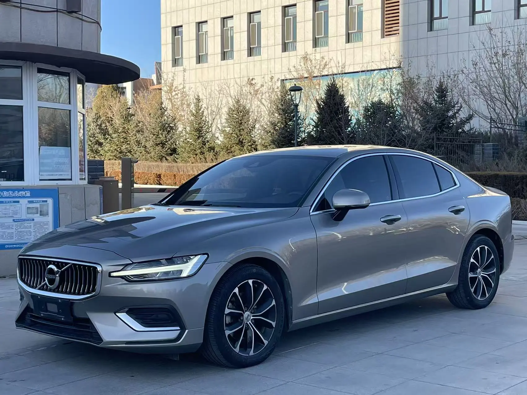 Volvo S60