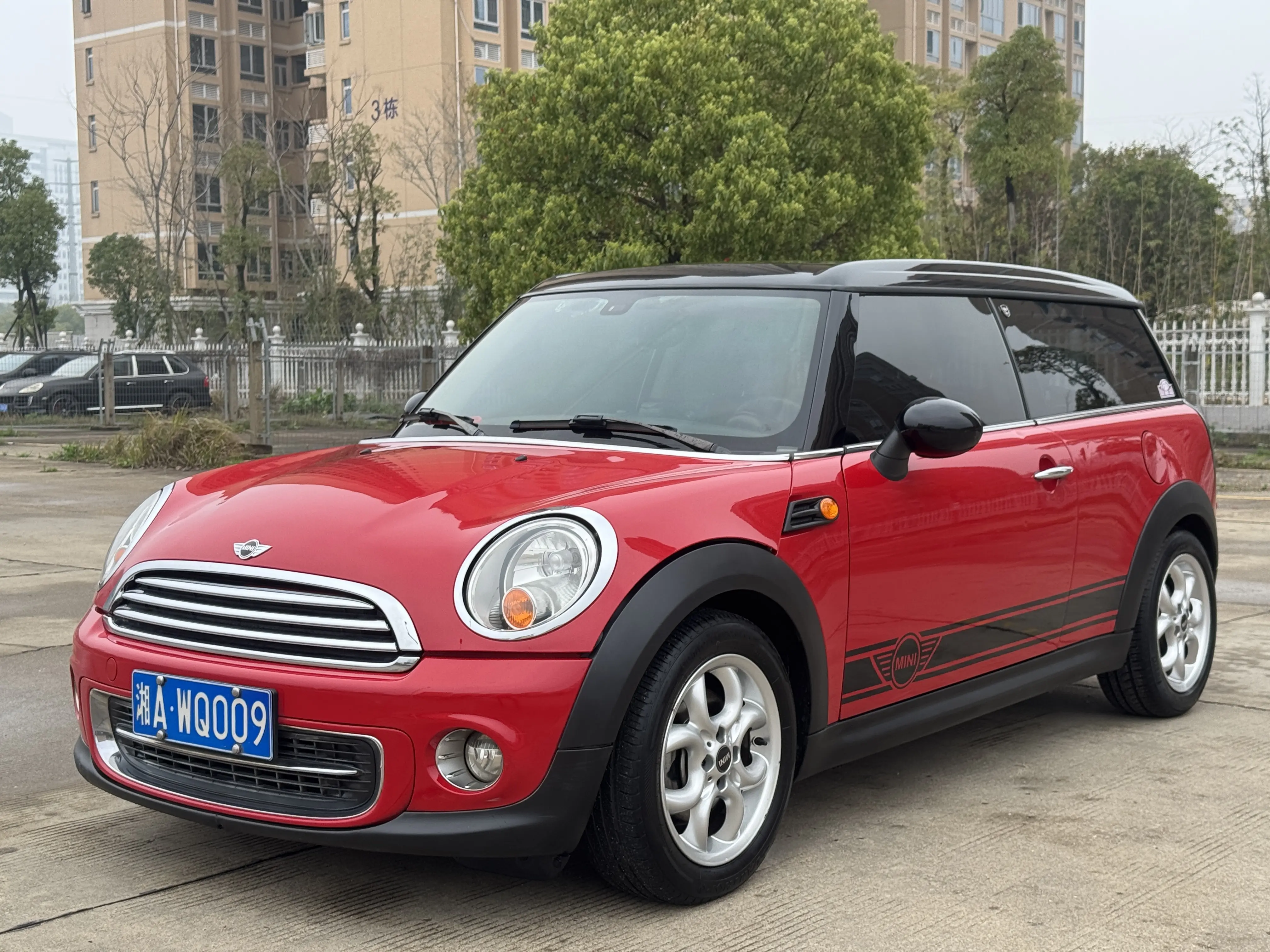 MINI CLUBMAN