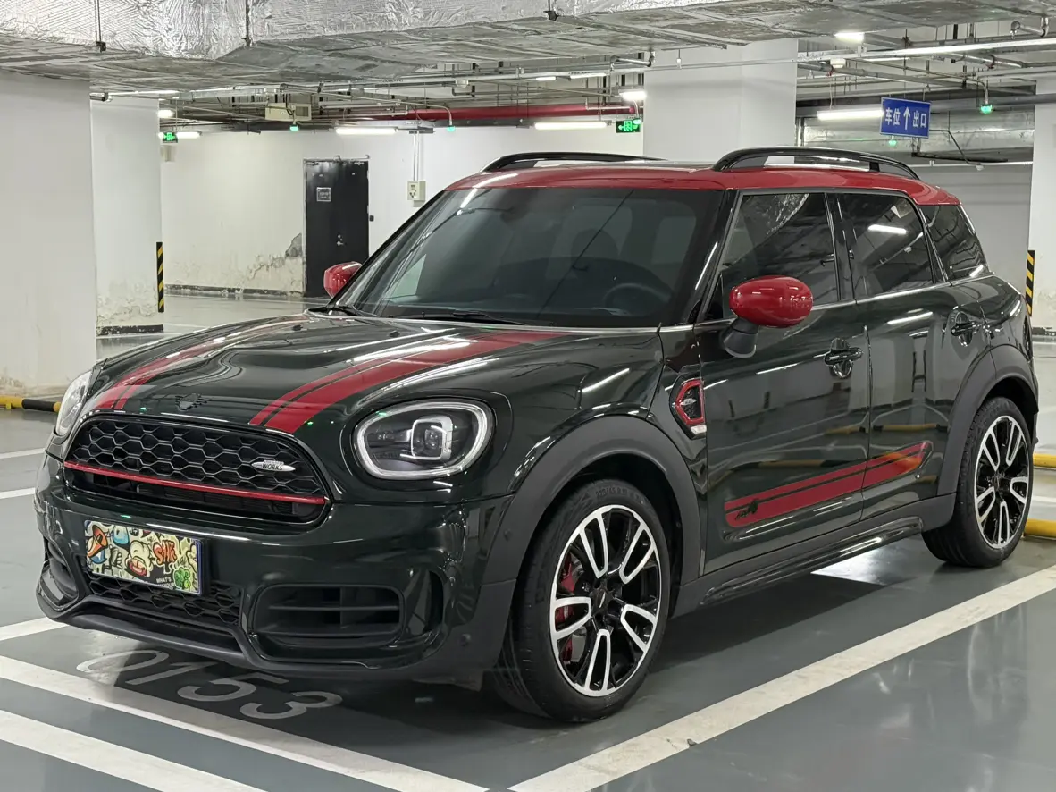 MINI JCW COUNTRYMAN