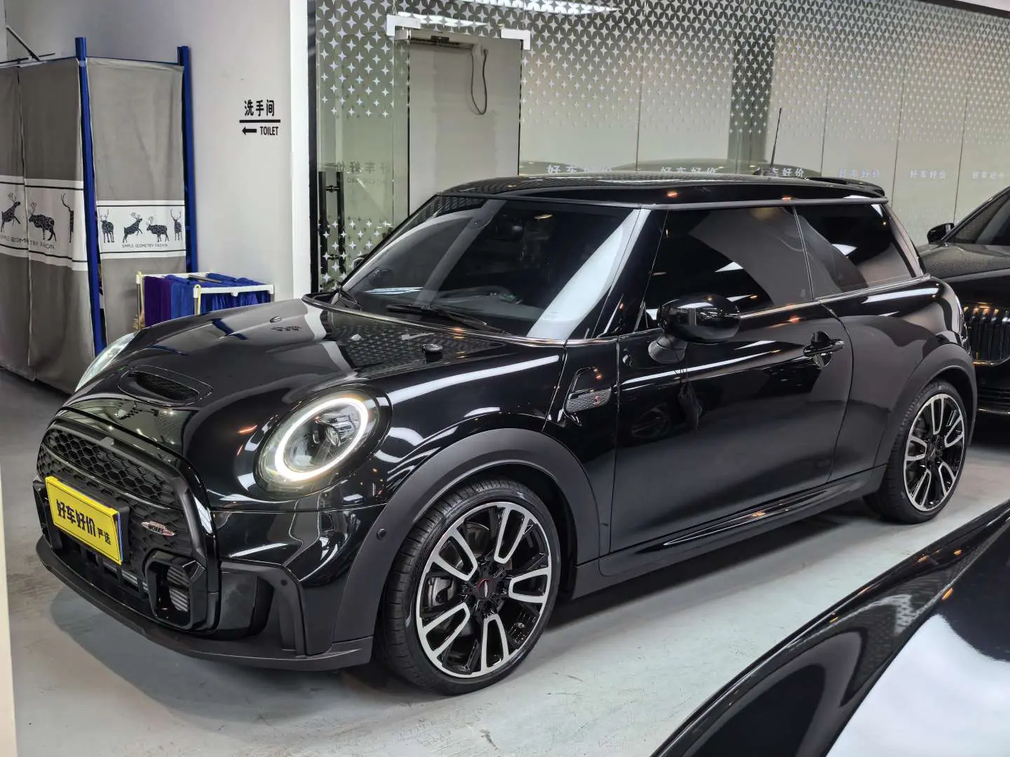 MINI MINI