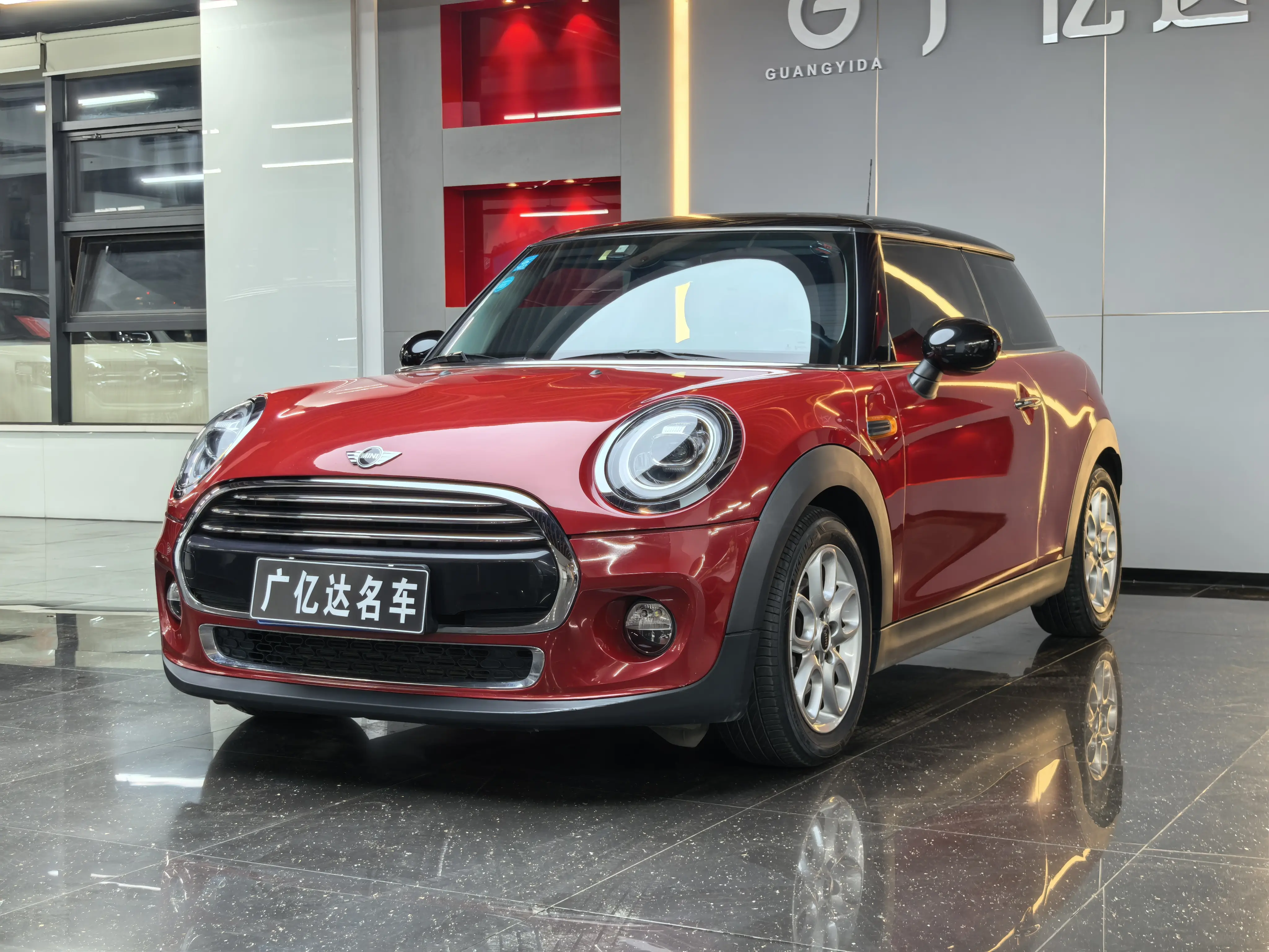 MINI MINI