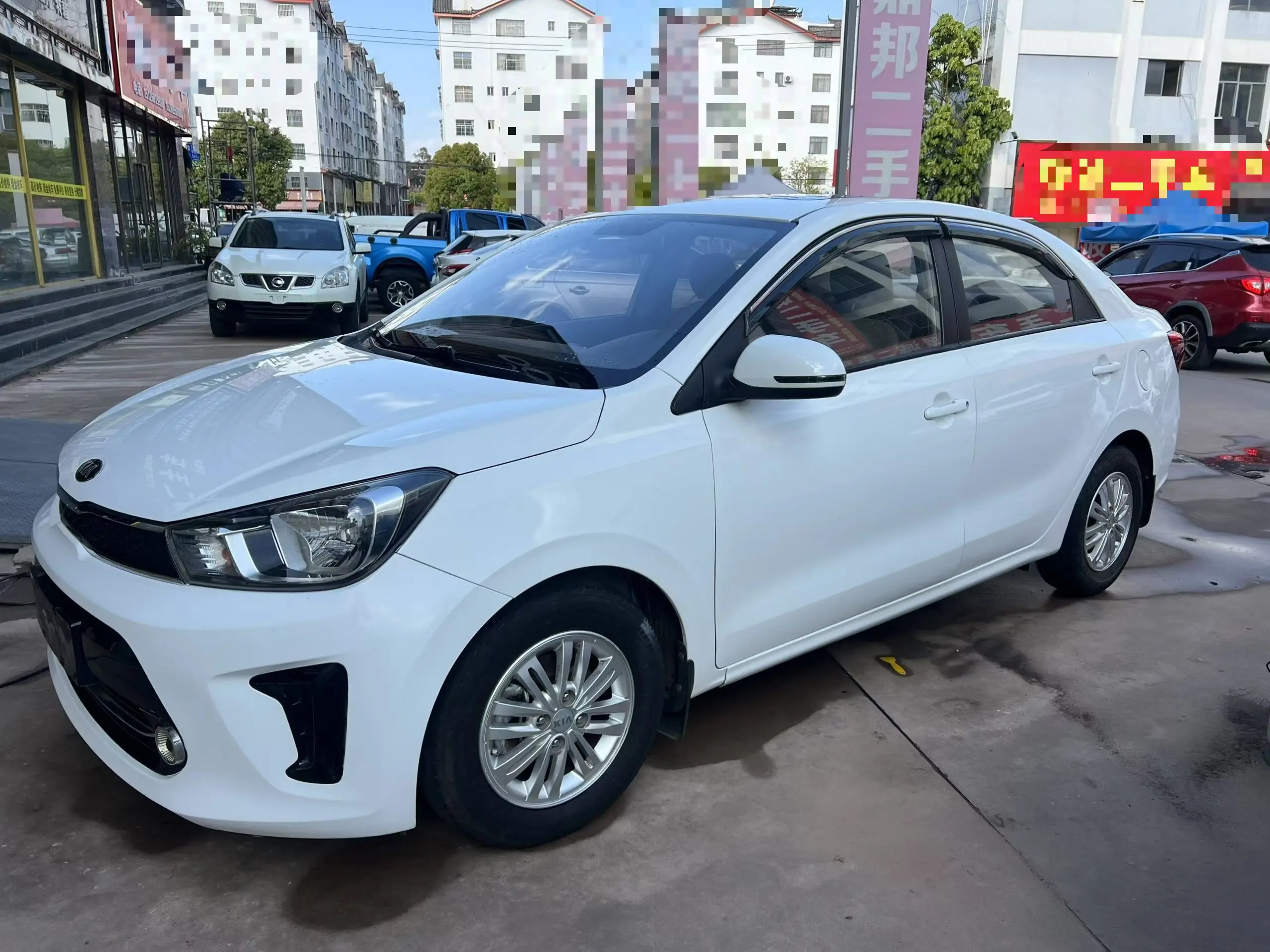 Kia Pegas