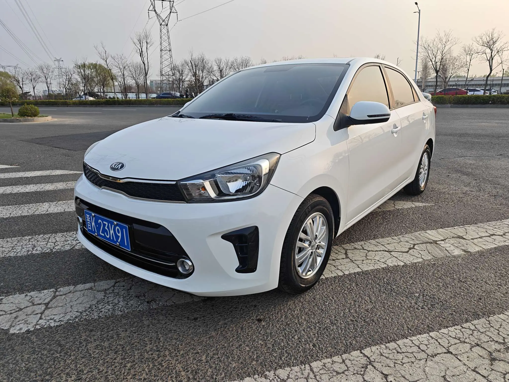 Kia Pegas