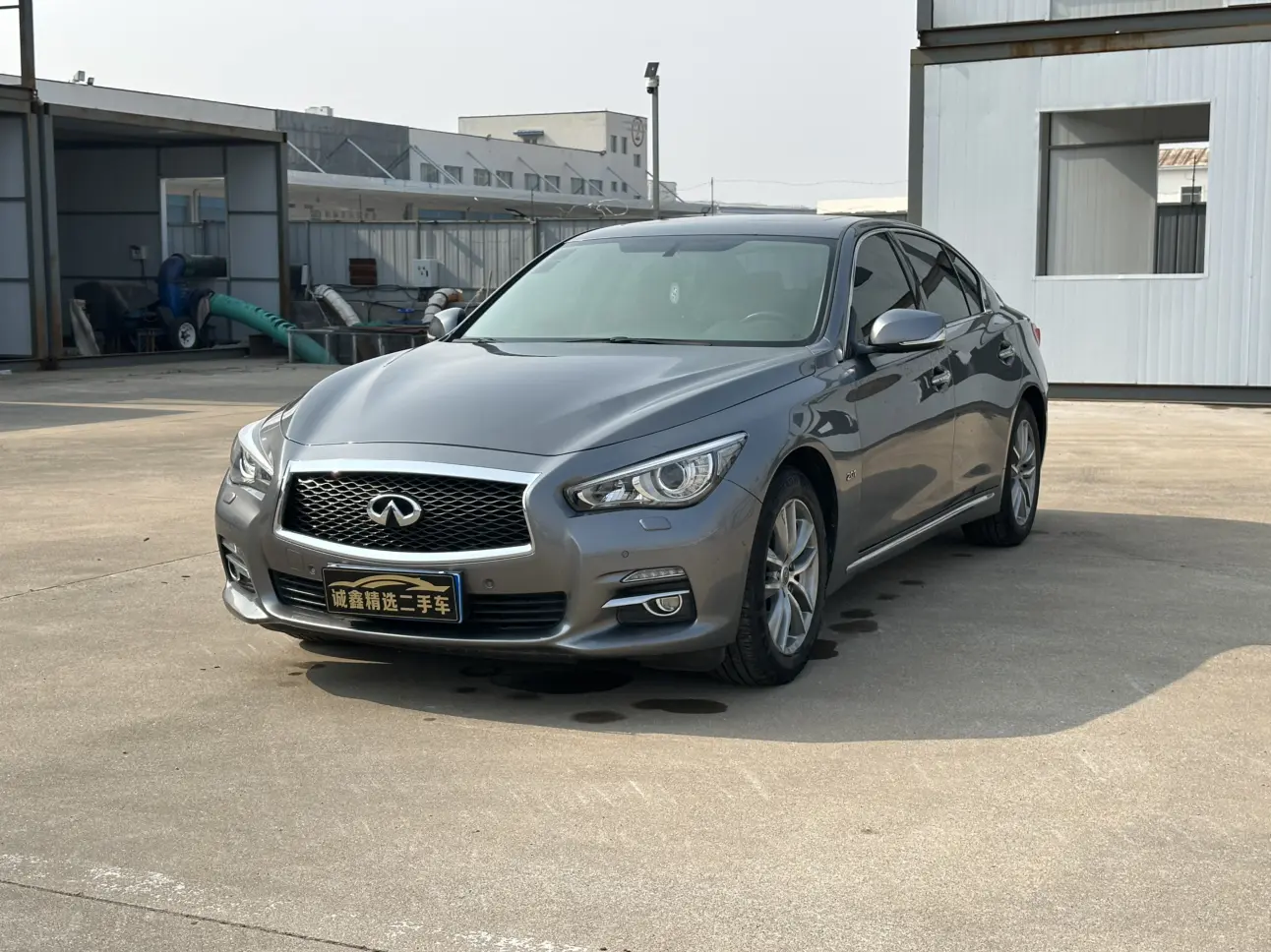 Infiniti Q50L