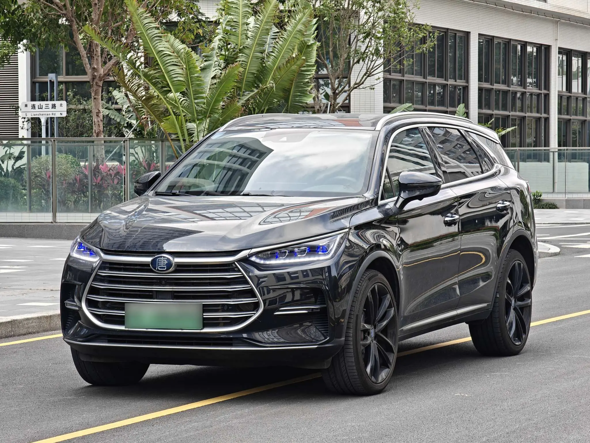 BYD Tang DM