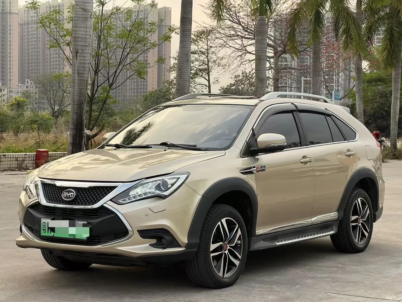 BYD Tang DM