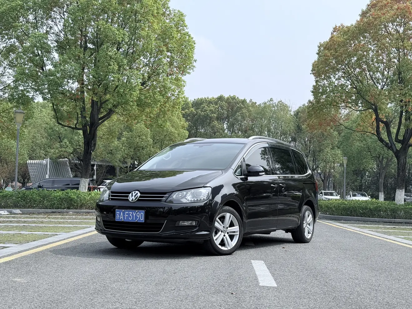 Volkswagen Sharon