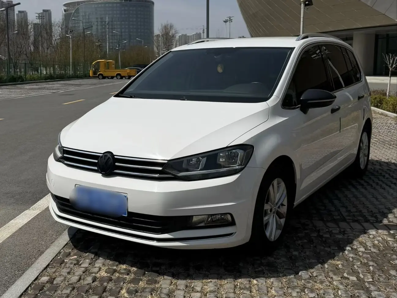 Volkswagen Touran L