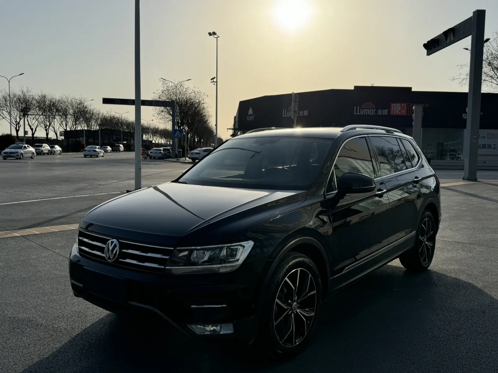 Volkswagen Tiguan L