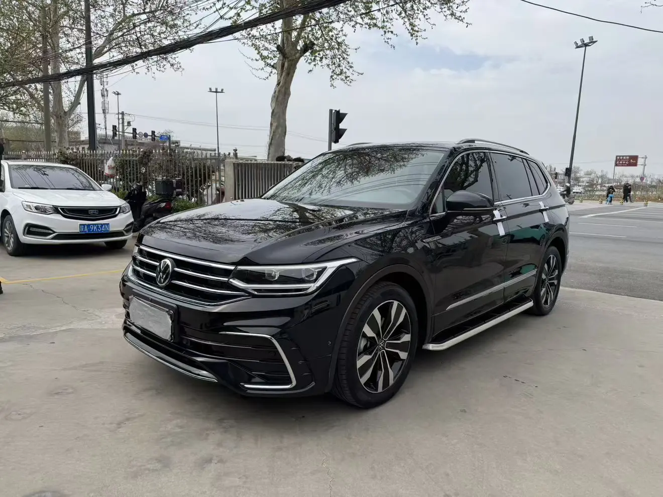 Volkswagen Tiguan L