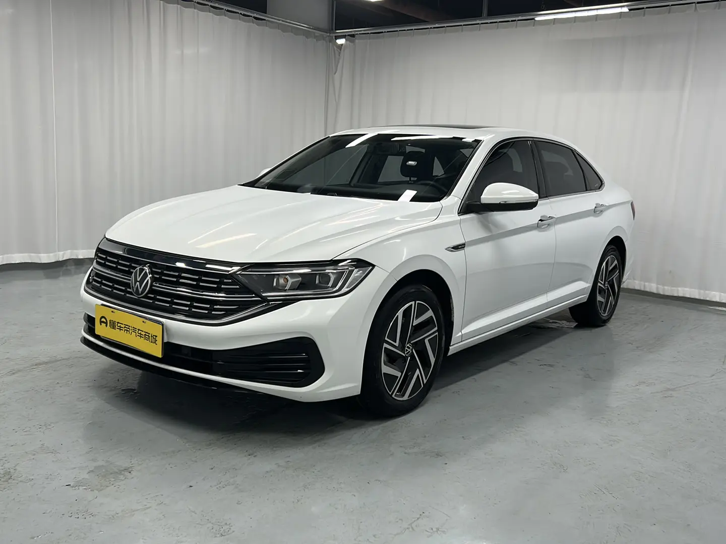 Volkswagen Sagitar