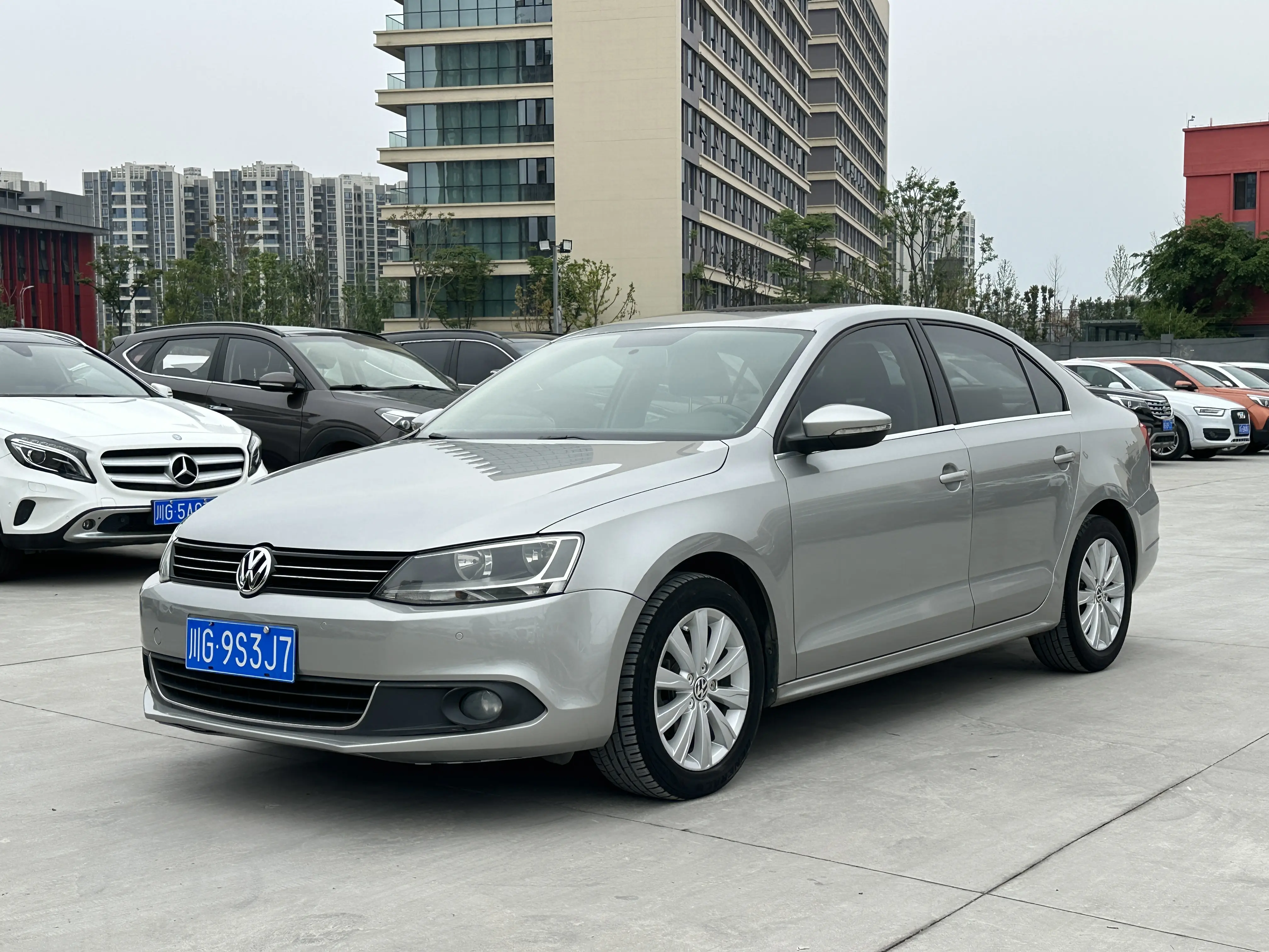 Volkswagen Sagitar