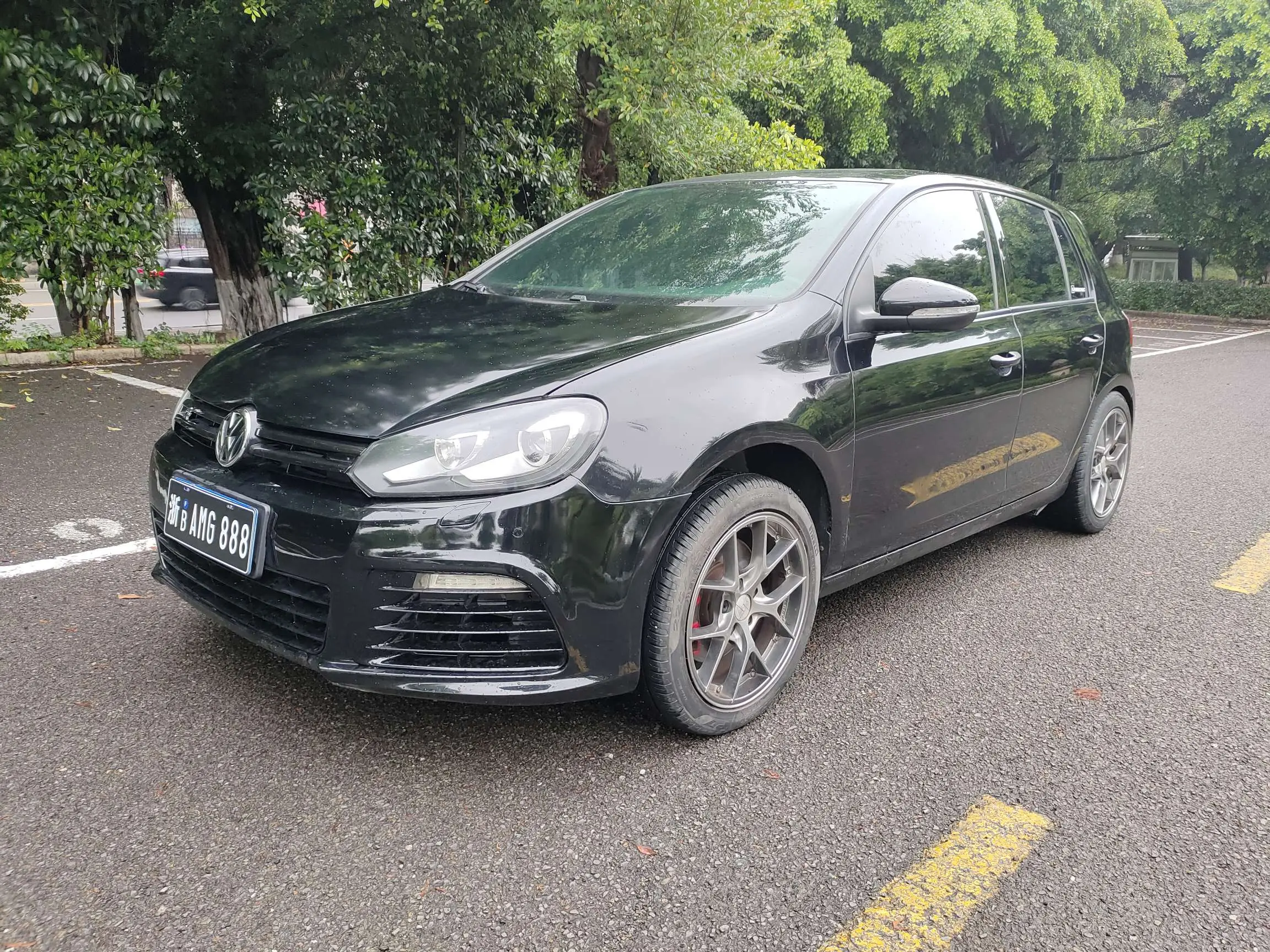 Volkswagen Golf GTI