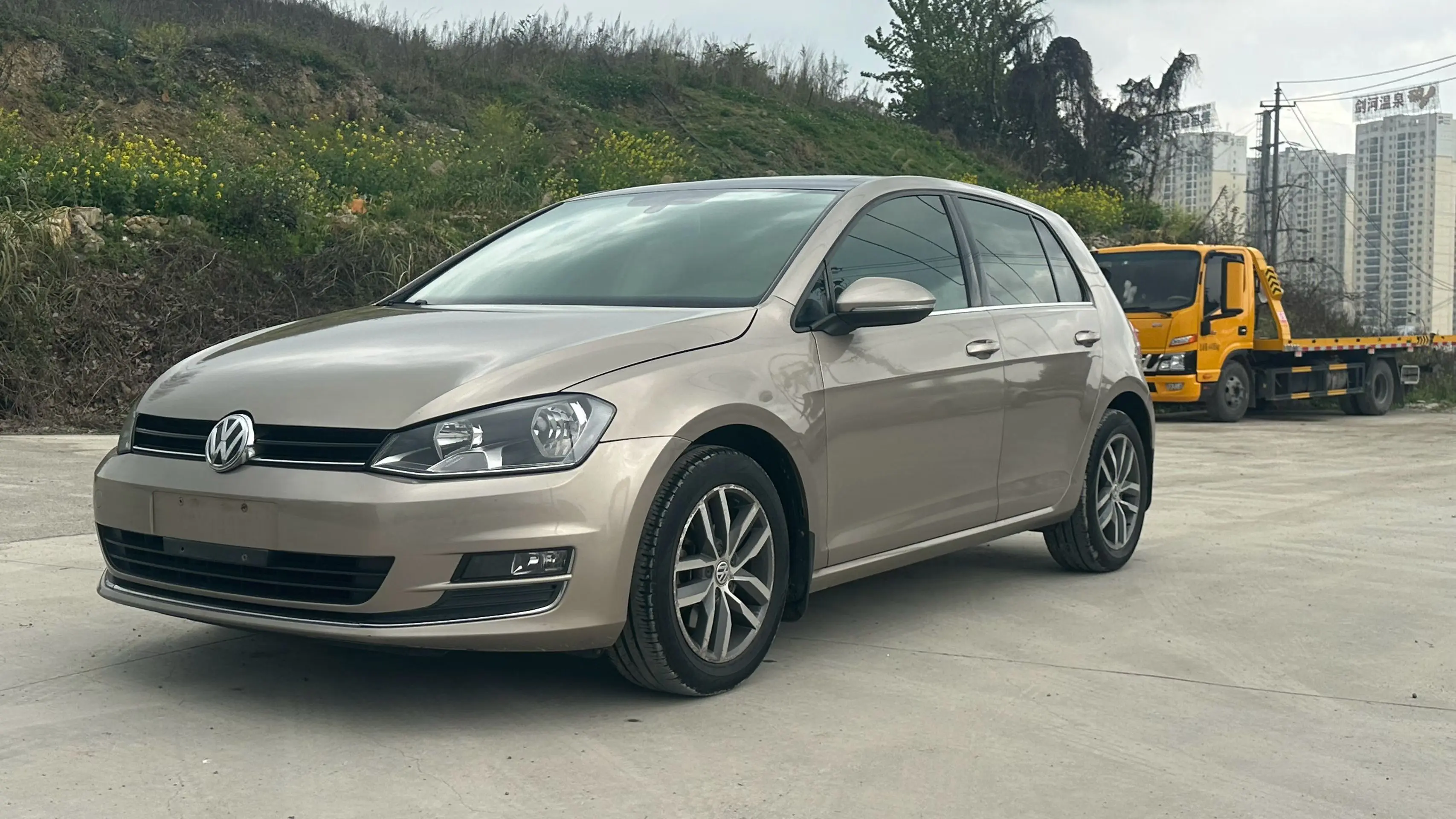 Volkswagen Golf