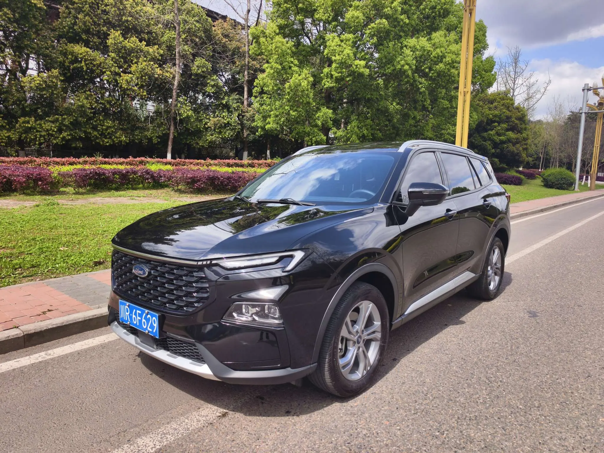 Ford Equator Sport