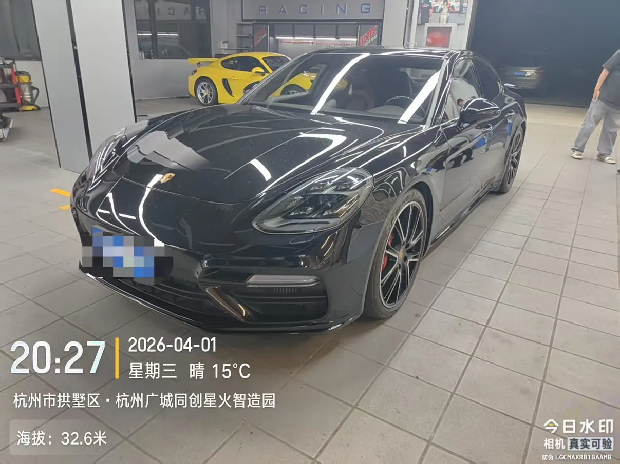 Porsche Panamera