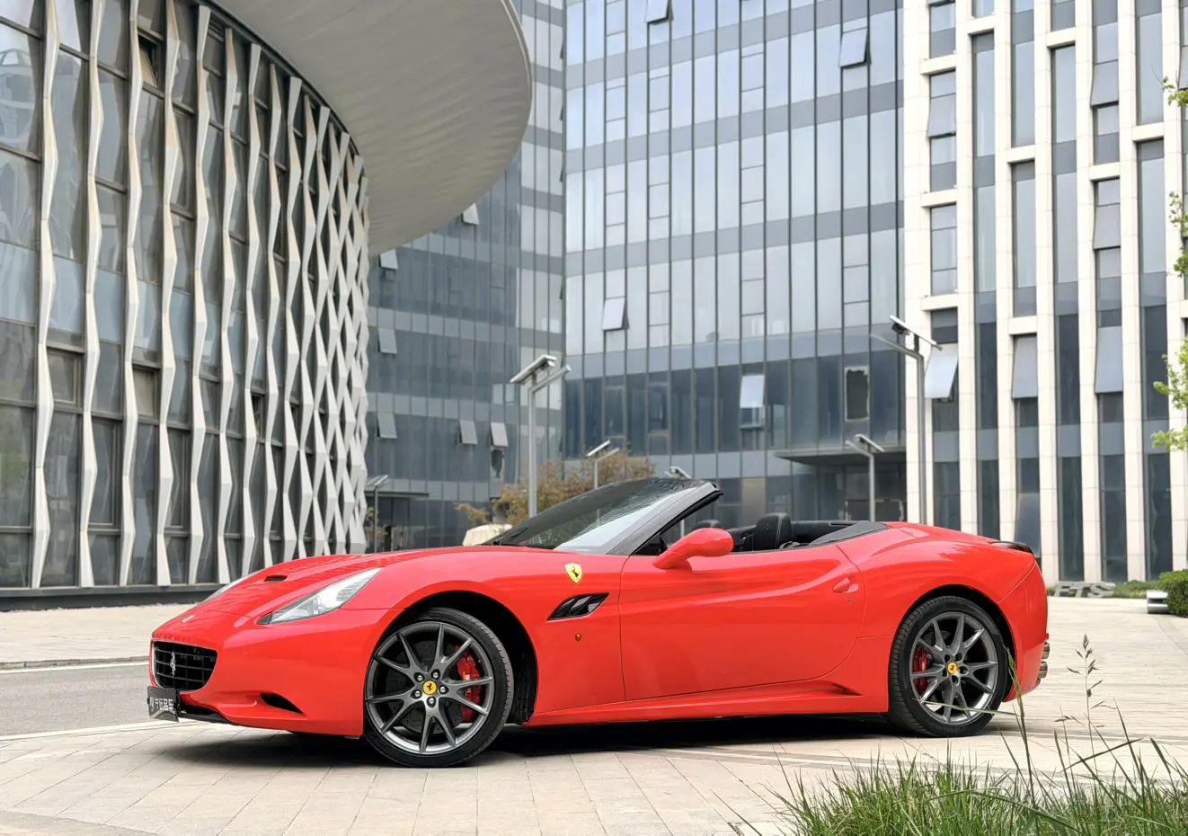 Ferrari California T