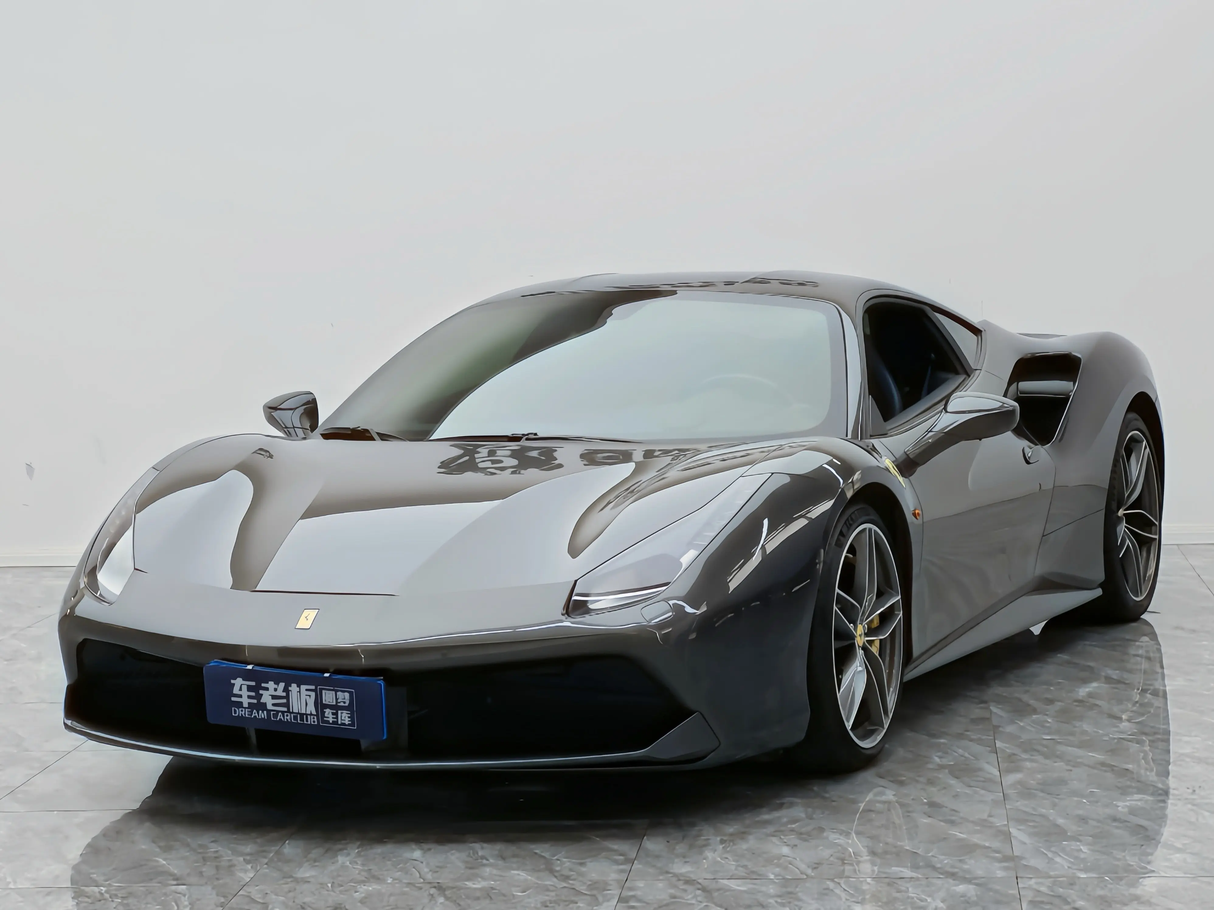 Ferrari 488