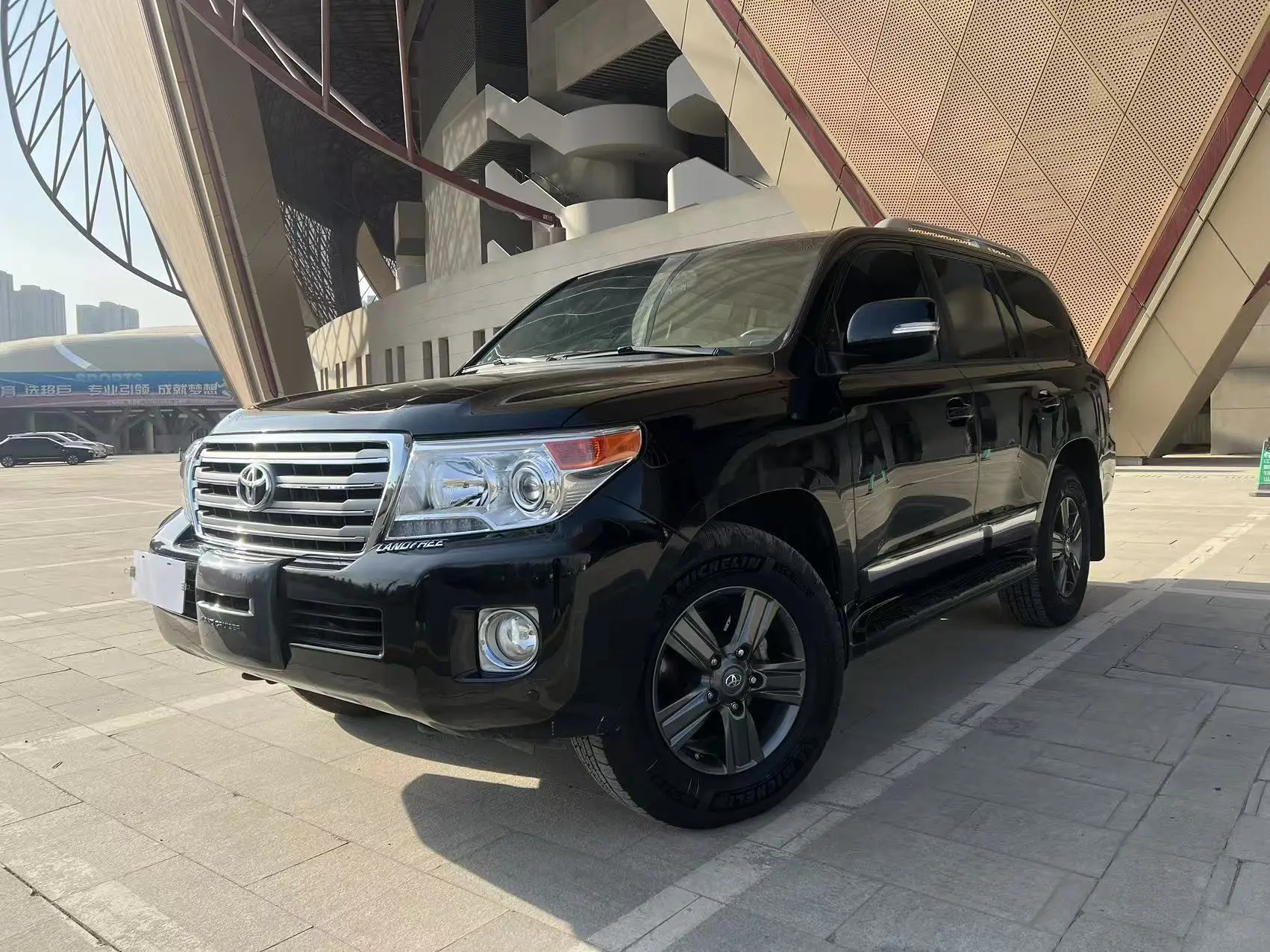 Toyota Land Cruiser